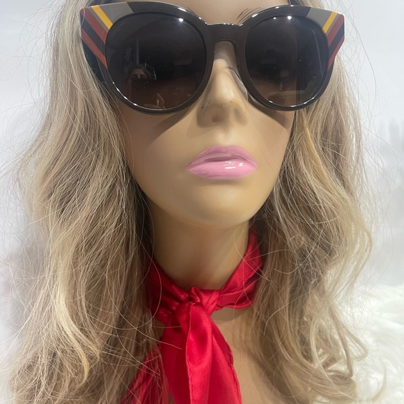 Salvatore Ferragamo Sunglasses - Picture 4 of 11